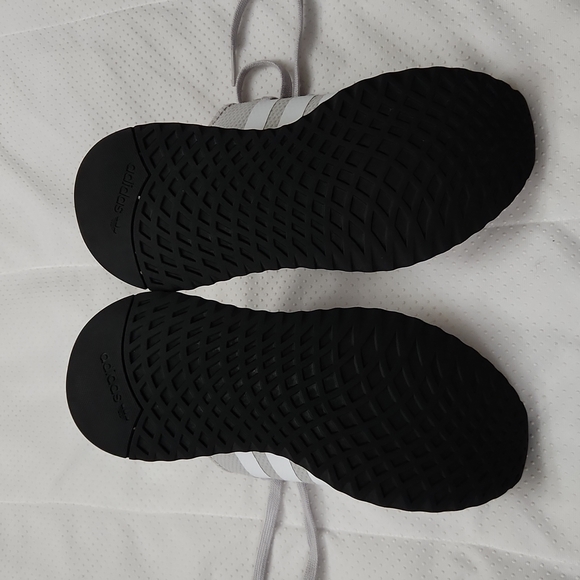 ADIDAS ORIGINALS WOMEN'S U_PATH RUNNING SHOE SOLID GREY,WHITE,BLACK US 8 - Picture 9 of 12